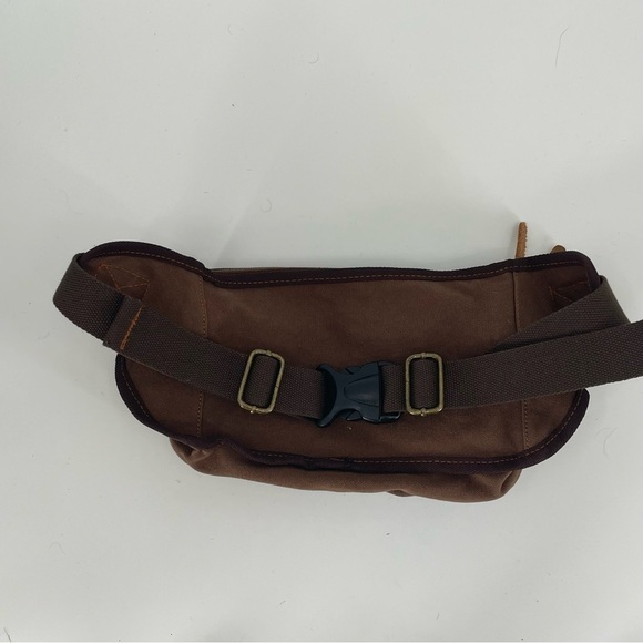 Augur Strauss & Co. Canvas Belly/ Waist Motorbike Bag Color: Brown - Picture 2 of 6